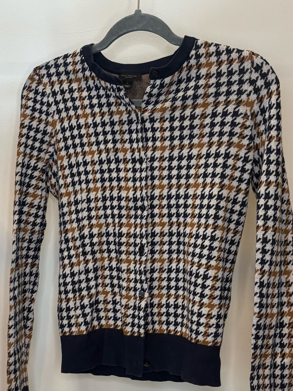 Ann Taylor Houndstooth Cardigan in Navy & Camel